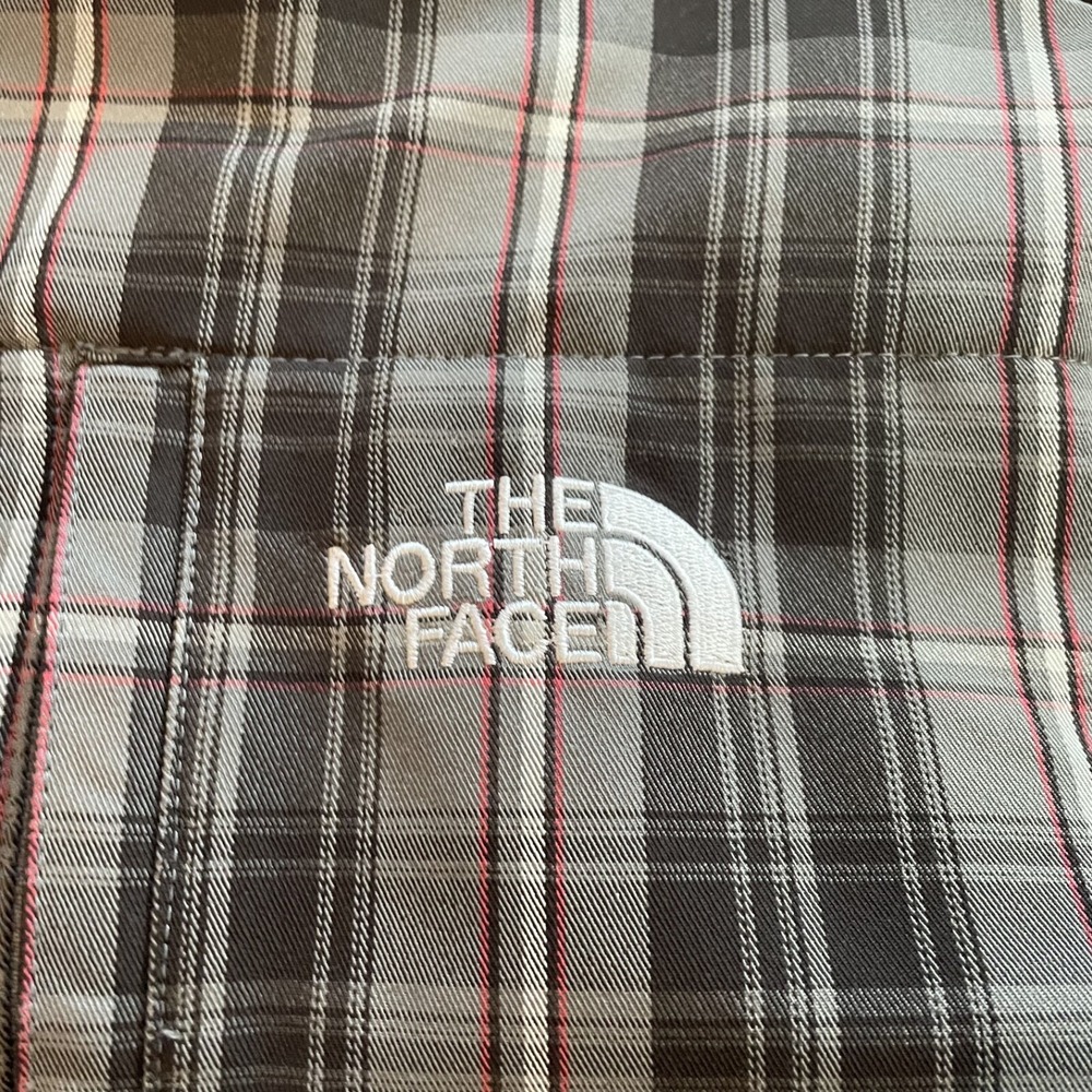 The North Face Gray Plaid Ski Jacket - Picture 3 of 16
